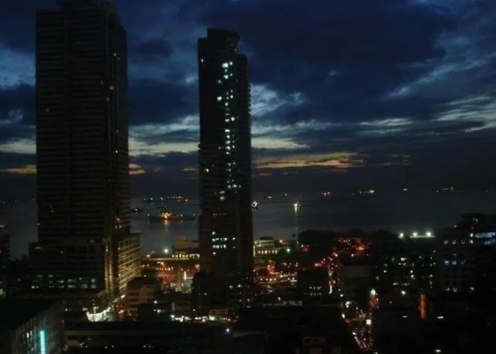 1br Unit W/ Fantastic View Near Us Embassy